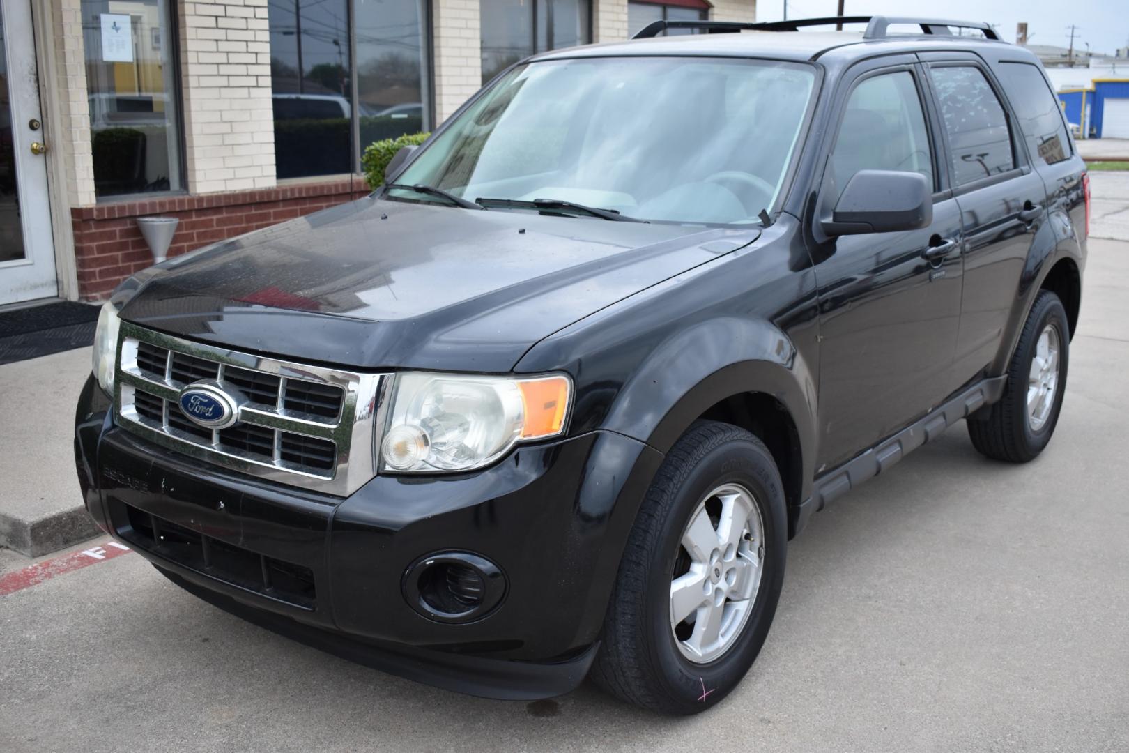 2010 Black /Gray Ford Escape (1FMCU0C78AK) with an 4.25L engine, 6-Speed Automatic transmission, located at 5925 E. BELKNAP ST., HALTOM CITY, TX, 76117, (817) 834-4222, 32.803799, -97.259003 - Buying a 2010 Ford Escape can offer several benefits, including: Affordability: Since it's an older model, you can typically find a 2010 Ford Escape at a lower price compared to newer SUVs. This can be advantageous if you're on a budget or looking for a reliable vehicle without breaking the bank. - Photo#1